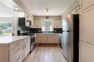 2111 34th St NW, Canton, OH 44709 - Photo 15