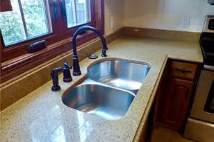 9144 Gregory Ct, Mentor, OH 44060 - Photo 15