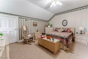 7759 Eddie Hill Road SE, Uhrichsville, OH 44683 - Photo 33