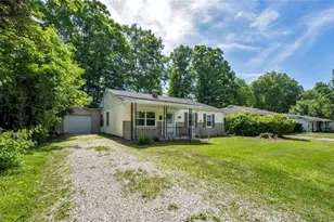 1863 Deerfield Ave SW, Warren, OH 44485 - Photo 27
