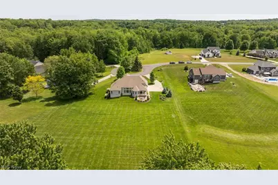 4875 Deerfield Court, Mantua, OH 44255 - Photo 13