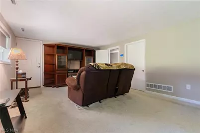 5732 Benjamin Street SW, Canton, OH 44706 - Photo 25
