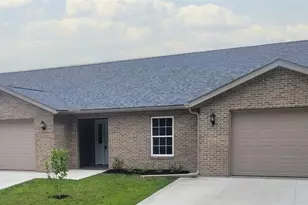 203 Knollton Dr, Millersburg, OH 44654 - Photo 1