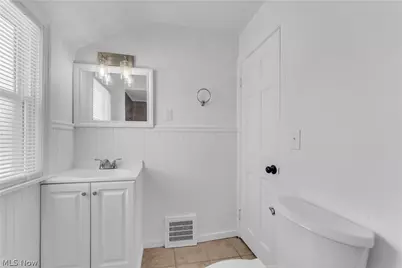 15803 Delrey Avenue, Loveland, OH 44128 - Photo 21