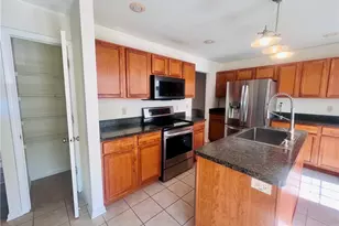 1963 E 85th St, Loveland, OH 44106 - Photo 7