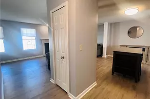 1963 E 85th St, Loveland, OH 44106 - Photo 3