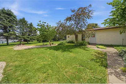 360 Dietz Avenue NE, East Canton, OH 44730 - Photo 31