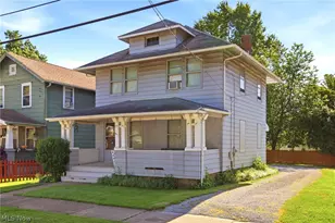 911 Inman St, Akron, OH 44306 - Photo 1