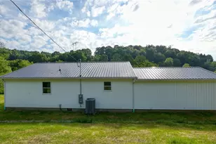 3899 Mayfair Ln, Cambridge, OH 43725 - Photo 31