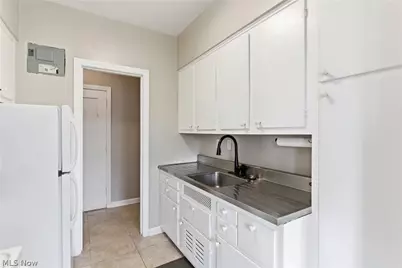 15820 Van Aken Boulevard, Huber Heights, OH 44120 - Photo 11
