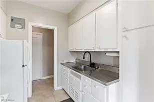 15820 Van Aken Blvd, Huber Heights, OH 44120 - Photo 11