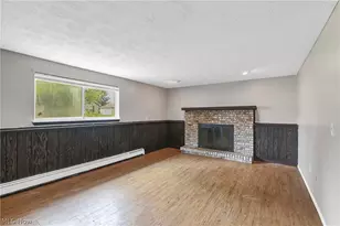618 State St, Elyria, OH 44035 - Photo 5