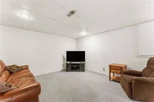 9187 Davis Way, Twinsburg, OH 44087 - Photo 35