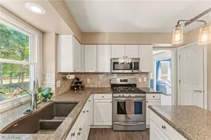 9187 Davis Way, Twinsburg, OH 44087 - Photo 11
