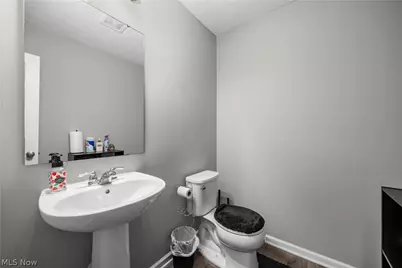 3994 Primrose Way, Lorain, OH 44053 - Photo 11
