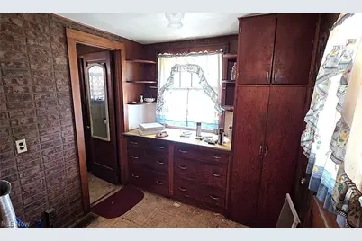 446 N 8th Street, Cambridge, OH 43725 - Photo 15