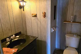 446 N 8th St, Cambridge, OH 43725 - Photo 25