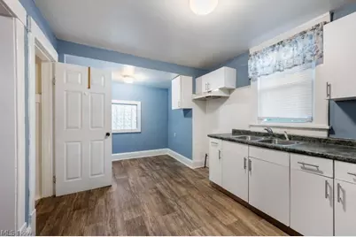 2200 15th Street NE, Canton, OH 44705 - Photo 5