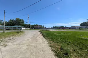 41386 Schadden Rd, Elyria, OH 44035 - Photo 9