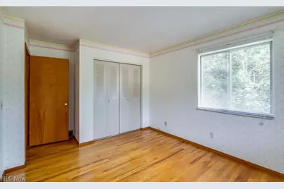209 Shiawassee Avenue, Akron, OH 44333 - Photo 13