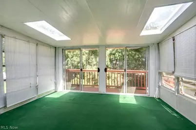209 Shiawassee Avenue, Akron, OH 44333 - Photo 25
