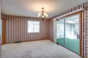 209 Shiawassee Ave, Akron, OH 44333 - Photo 21