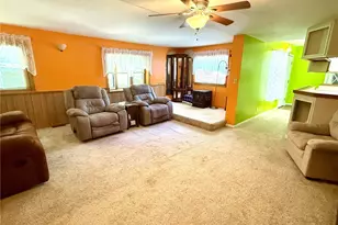 912 Hadley Ln, Marietta, OH 45750 - Photo 5