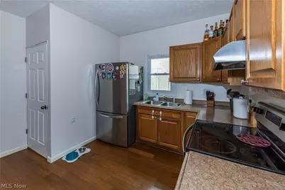 1465 Newman Avenue, Oakwood, OH 44107 - Photo 5