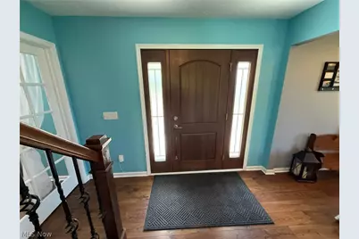 235 Briarwood Drive SE, New Philadelphia, OH 44663 - Photo 3