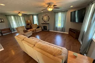 235 Briarwood Dr SE, New Philadelphia, OH 44663 - Photo 7