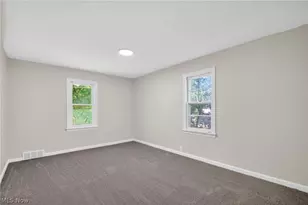16218 Telfair Ave, Loveland, OH 44128 - Photo 17