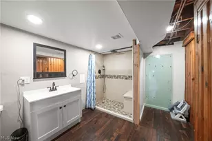 718 Starlight Dr, Green Hills, OH 44131 - Photo 29