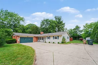 693 Woodbrook Road, Cuyahoga Falls, OH 44223 - Photo 1