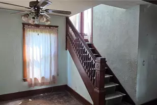201 W 26th St, Lorain, OH 44052 - Photo 5