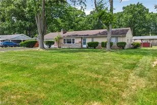 147 Georgette Dr, Grafton, OH 44044 - Photo 3
