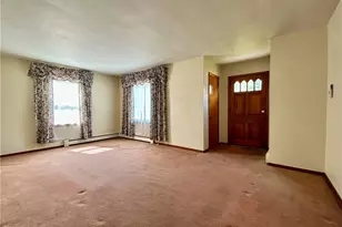 3241 Estates Cir, Youngstown, OH 44511 - Photo 3