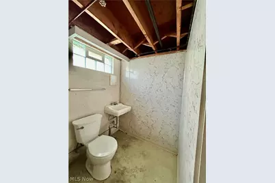 3241 Estates Circle, Youngstown, OH 44511 - Photo 23