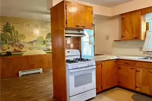 3241 Estates Cir, Youngstown, OH 44511 - Photo 7