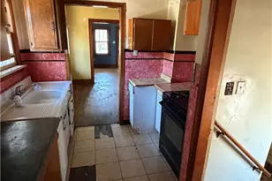 1027 Austin Ave, Akron, OH 44306 - Photo 11