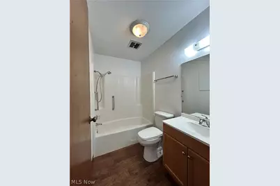 200 West 36th Street #18, Shadyside, OH 43947 - Photo 5