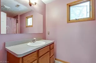5209 Orchard Ln, North Ridgeville, OH 44039 - Photo 19