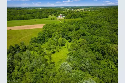 12929 Pleasant Valley Road, Utica, OH 43080 - Photo 1