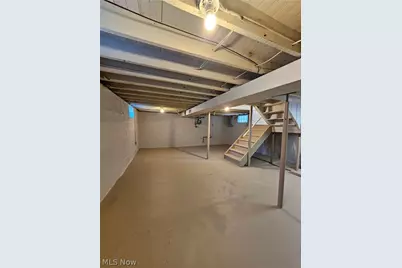 1005 Raymond Street, Akron, OH 44307 - Photo 23
