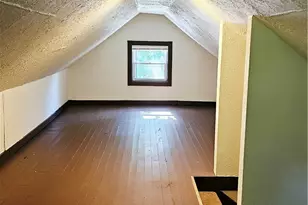 1005 Raymond St, Akron, OH 44307 - Photo 21