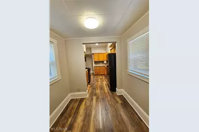 1005 Raymond Street, Akron, OH 44307 - Photo 7