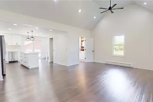 18960 Marks Rd, Columbia Station, OH 44028 - Photo 11