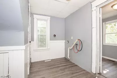 5604 Linton Avenue, Loveland, OH 44105 - Photo 9
