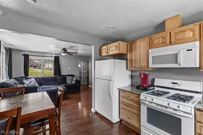 935 Logan Avenue, Toronto, OH 43964 - Photo 9