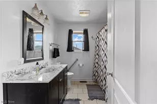 935 Logan Ave, Toronto, OH 43964 - Photo 13