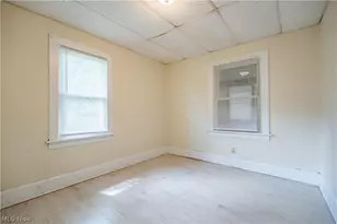 688 Kipling St, Akron, OH 44306 - Photo 23